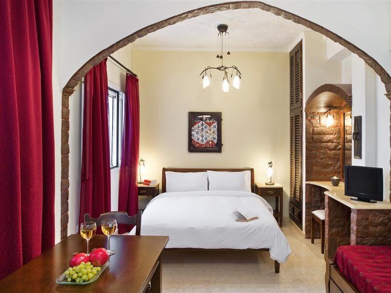 Hotel Galatia 3*